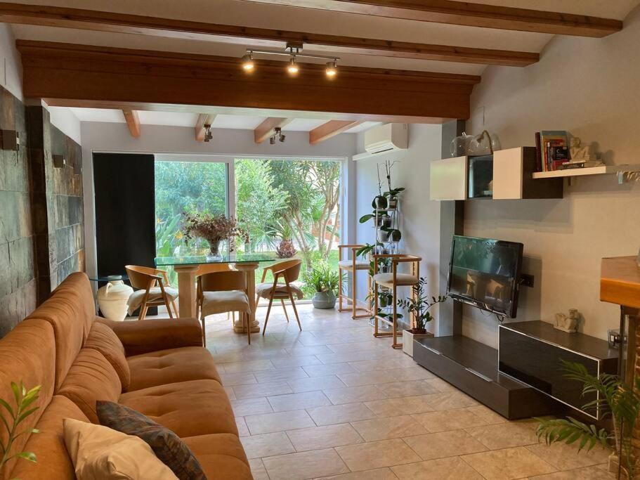 Villa Adosado En Denia Con Gran Jardin Extérieur photo